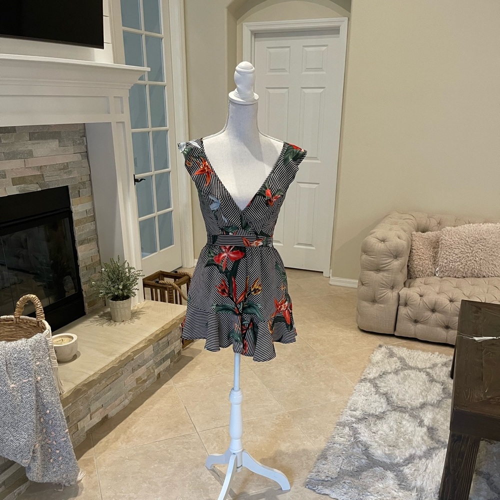 🔥HOST PICK🔥 Who I Am Brand short Romper